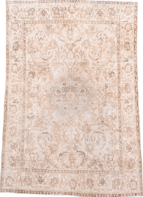 Vintage Isfahan Area Rug (4' x 6')